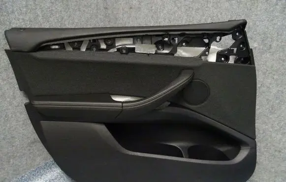 BMW X4 G02 Front door card panel trim