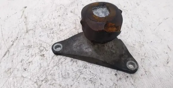 Audi A6 S6 C6 4F Engine mounting bracket 8E0199339