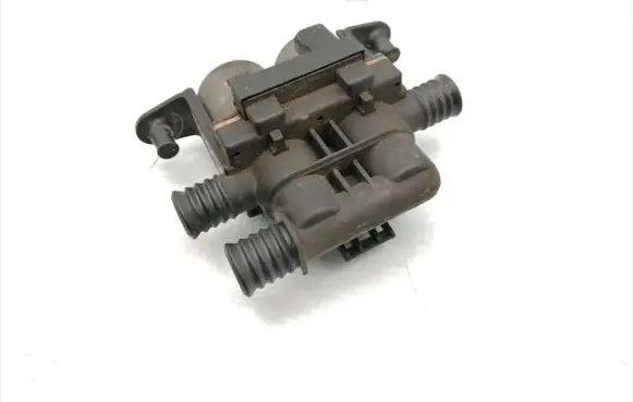 BMW X5 E53 Coolant heater control valve 8374995 1147412137