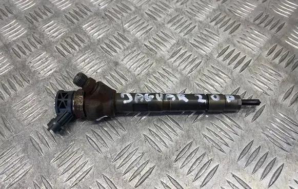 Jaguar XE Fuel injector 0445110654 G4D39K546AA