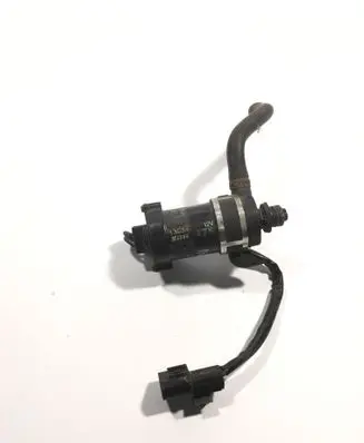 Mitsubishi L200 Headlight washer pump 13934