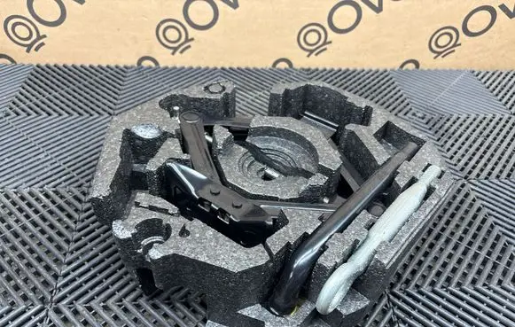 Volvo XC90 Tool set 31362310
