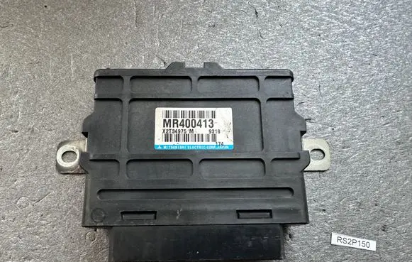 Mitsubishi Pajero ABS control unit/module MR400413
