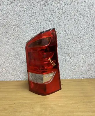 Mercedes-Benz Vito Viano W447 Rear/tail lights R191014 F1758