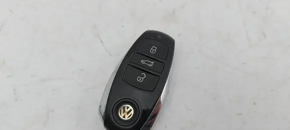 Volkswagen Touareg II Ignition key/card
