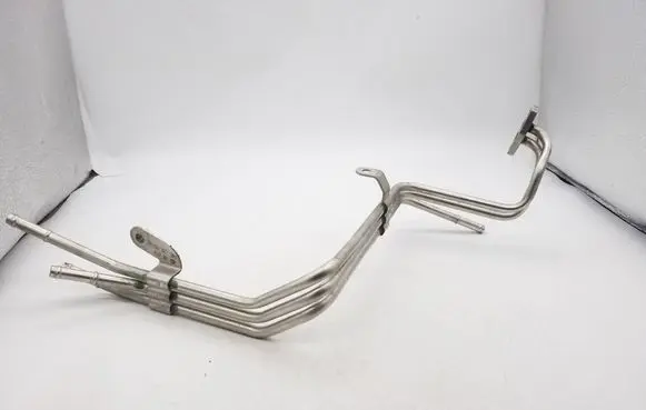 Coolant pipe/hose