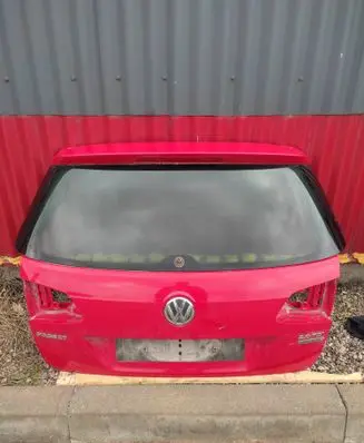 Tailgate/trunk/boot lid