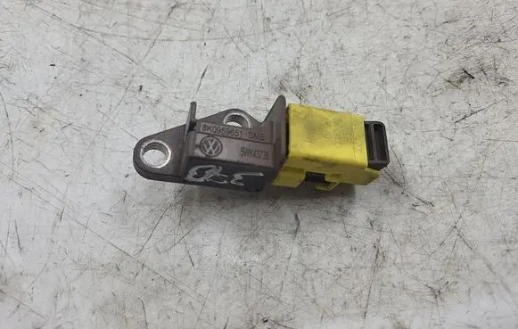 Audi A4 S4 B8 8K Airbag deployment crash/impact sensor 8K0959651