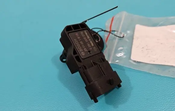 Opel Vectra C Air pressure sensor 0281006076 IMPRK1360121