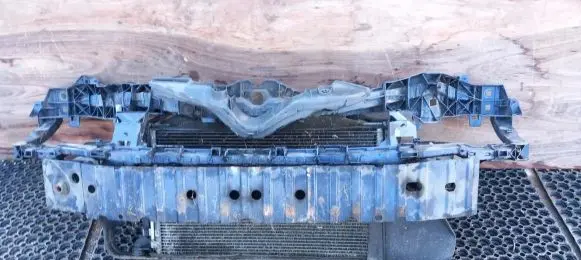 Ford Focus Radiator support slam panel