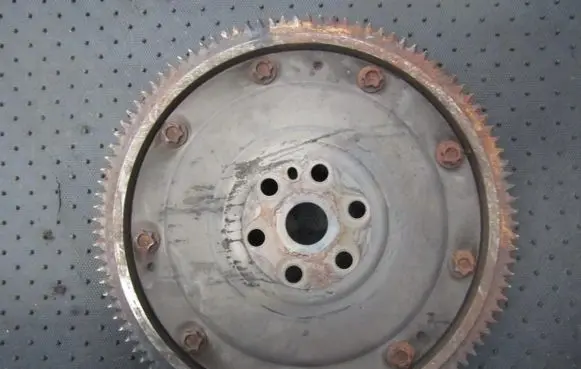 Nissan Note (E11) Flywheel