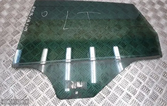 Seat Altea Rear door window glass e943r004524
