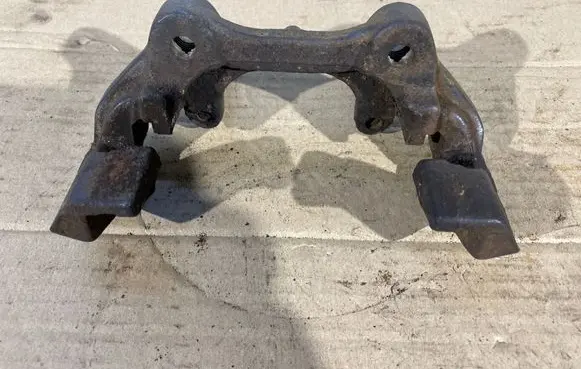 Mercedes-Benz ML W164 Brake caliper pad carrier rear