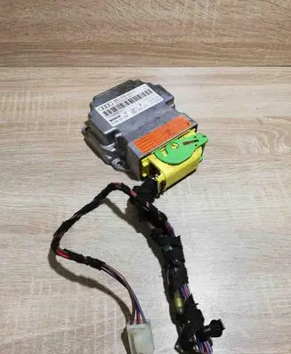 Audi A4 S4 B7 8E 8H Airbag control unit/module 8E0959655G 0285001668