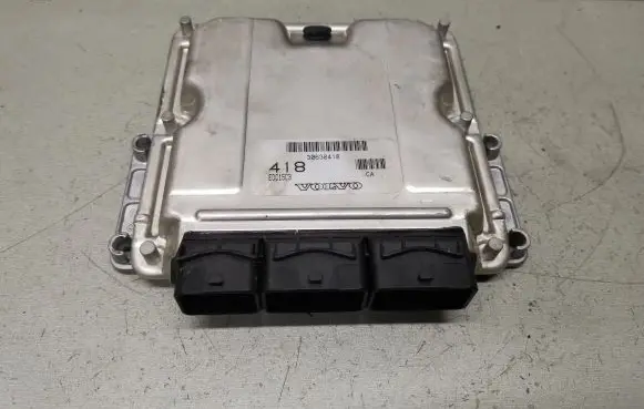 Volvo S40, V40 Engine control unit/module 0281011087 8200065996 30630418