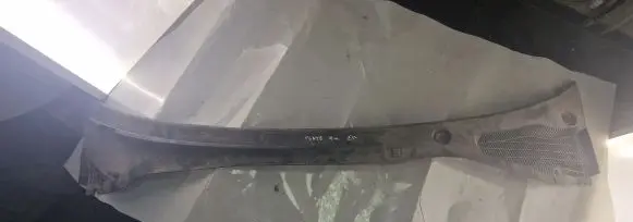 Fiat Punto Evo Wiper trim 51748698