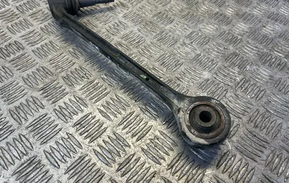 Chevrolet Camaro Front lower control arm/wishbone 209513017