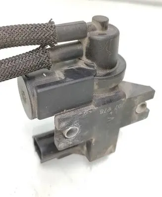 Toyota Avensis T250 Vacuum valve 258190R011 70051308 07T326