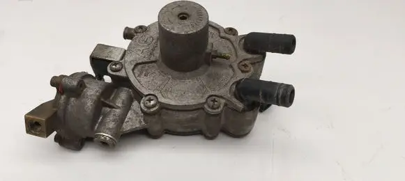 Volkswagen Multivan T4 LP gas reducer 67R015315