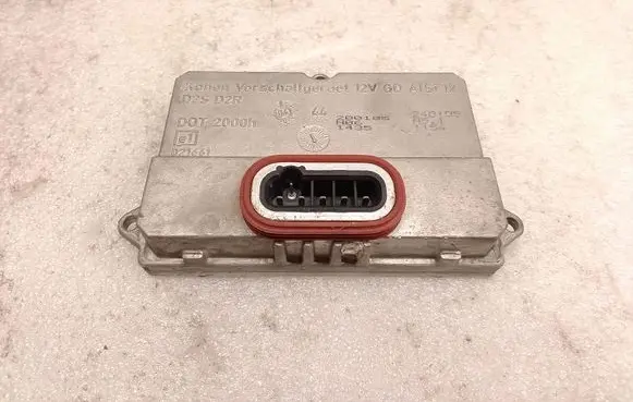 Mercedes-Benz E W211 Headlight ballast module Xenon 5DV00829000