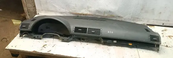 Audi A4 S4 B6 8E 8H Dashboard 8E1857067A