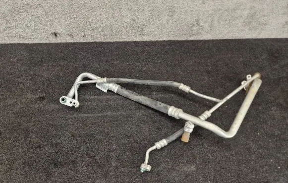 Tesla Model S Air conditioning (A/C) pipe/hose 106258300C
