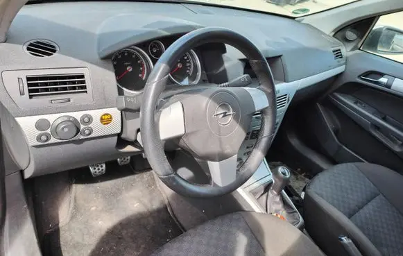Opel Astra H Airbag set with panel 105KM