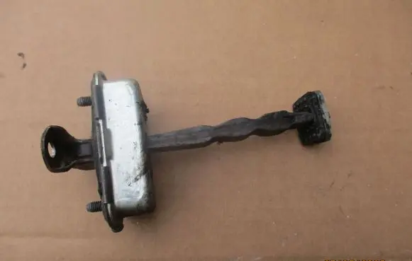 KIA Ceed Front door check strap stopper 