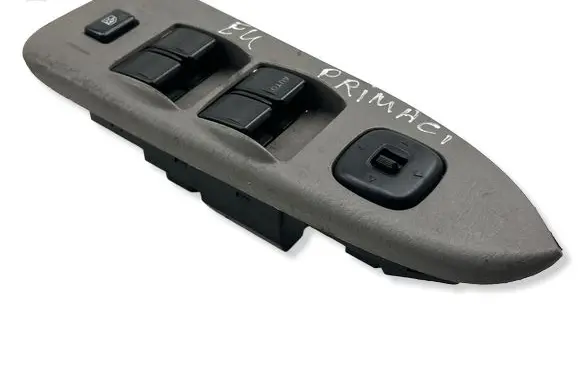 Mazda Premacy Electric window control switch 9M10