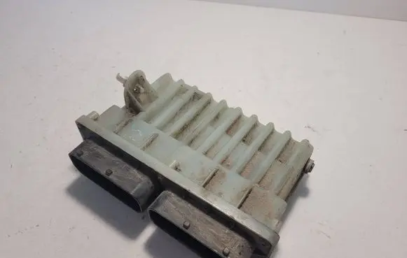 Opel Astra G Fan control module 24410130 15396912