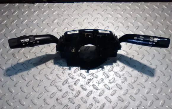 Mazda 2 Wiper control stalk 01442520 3M7113N064BC