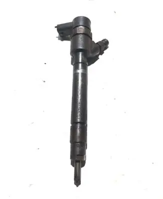 Volvo XC70 Fuel injector 30750283