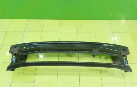 Volkswagen Caddy Front bumper foam support bar PRZOD