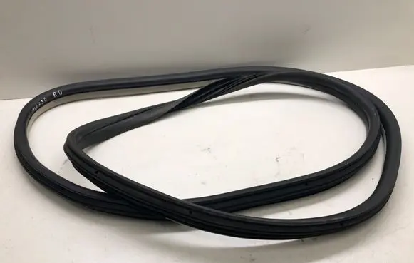 Citroen C4 Grand Picasso Front door rubber seal