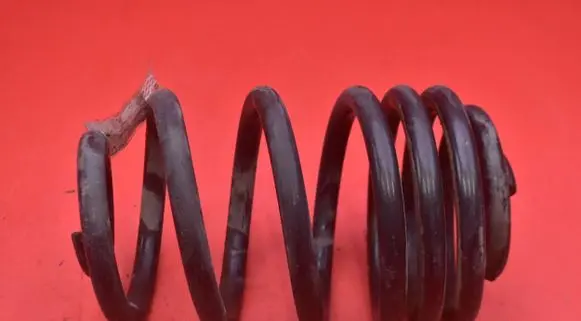 Opel Vivaro Rear coil spring
