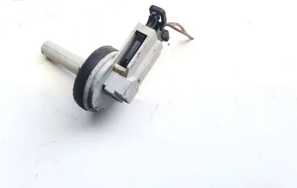 Volkswagen PASSAT B5.5 Interior temperature sensor 1j0907543a