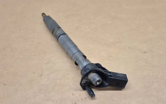 Fuel injector