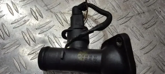 Volkswagen Golf V Engine coolant pipe/hose 03G121121D 03L121121A