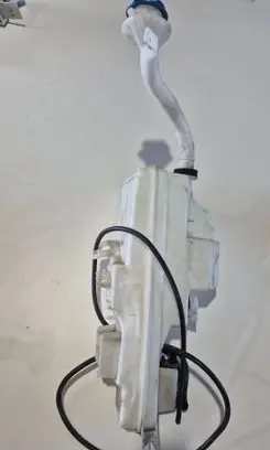 Volvo XC90 Windshield washer fluid reservoir/tank 31349385