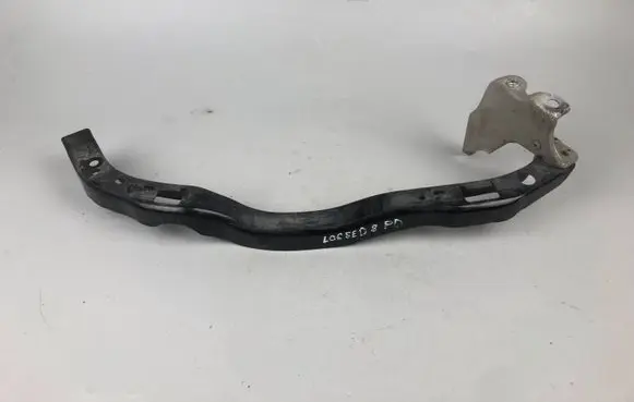 Headlight/headlamp mounting bracket