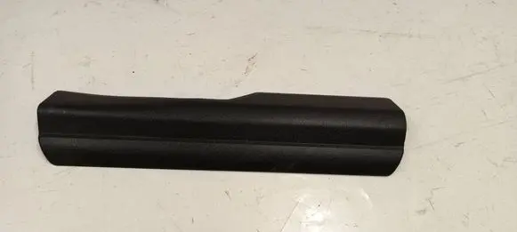 BMW i4 Front sill trim cover 7491188