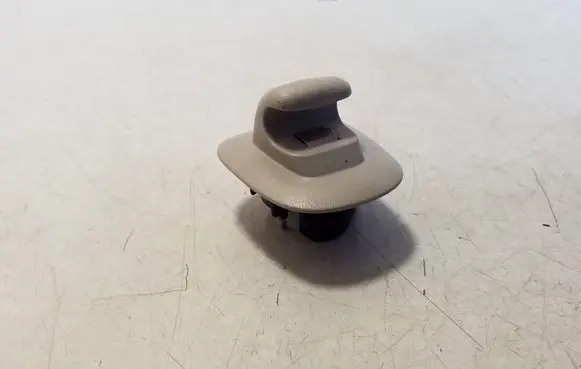 Nissan Qashqai J12 Sun visor clip/hook/bracket 