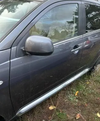 Citroen C-Crosser Front door drzl2