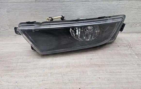 Skoda Octavia Mk3 (5E) Front fog light 5E0941699E