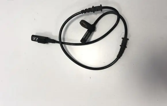 Mercedes-Benz E W211 ABS brake wheel speed sensor A2115401317