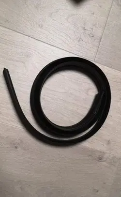 Audi A5 8T 8F Front door rubber seal 8t0854544e