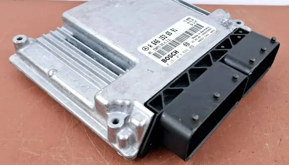 Mercedes-Benz Vito Viano W639 Engine control unit/module ECU A6461536591