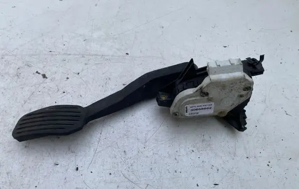 Volvo S80 Accelerator throttle pedal 30666662