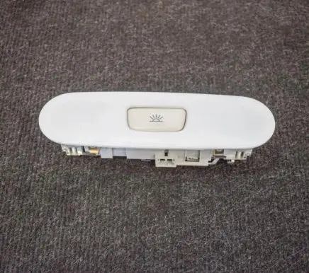 Audi A5 8T 8F Front seat light 8T0947111