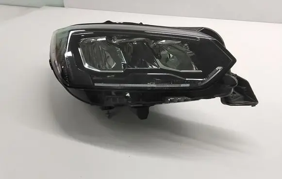 Peugeot 2008 I Headlight/headlamp 9833036180